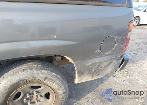 2002 Chevrolet Suburban 1500 Lt из США, поврежденный, VIN 1GNEC16Z12J155606